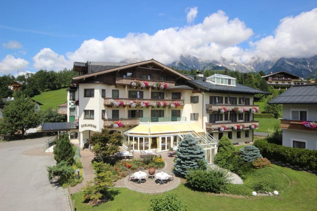 Hotel Edelweiss 3*